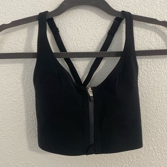 NWOT- Athleta- black zip front sports bra with cross back- Size XS - Picture 1 of 11